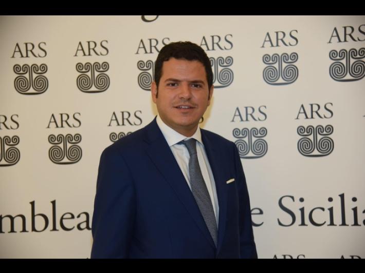 Presidente Assemblea Sicilia indagato, difesa chiede processo immediato