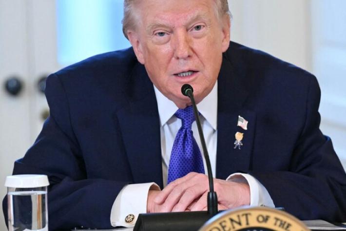 Trump liquida le truppe europee in Groenlandia: "Non cambio idea"