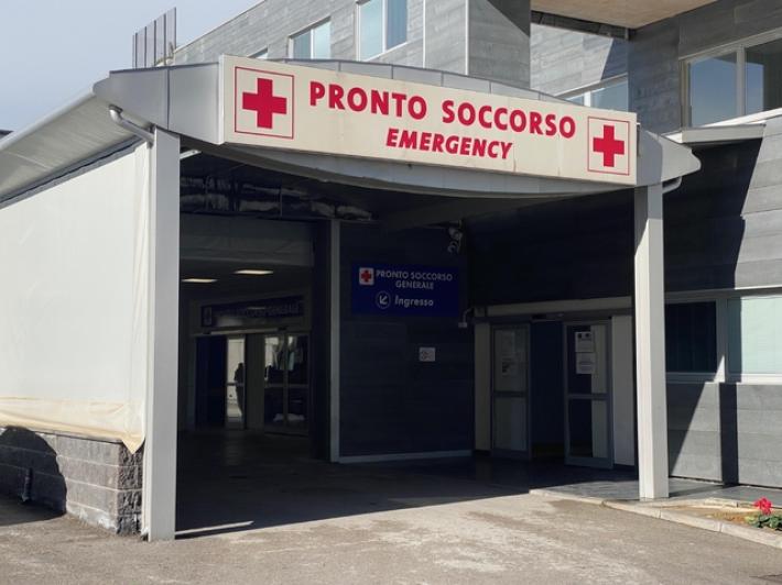 Tenta di soffocare la figlia di 5 mesi, bloccata da carabinieri