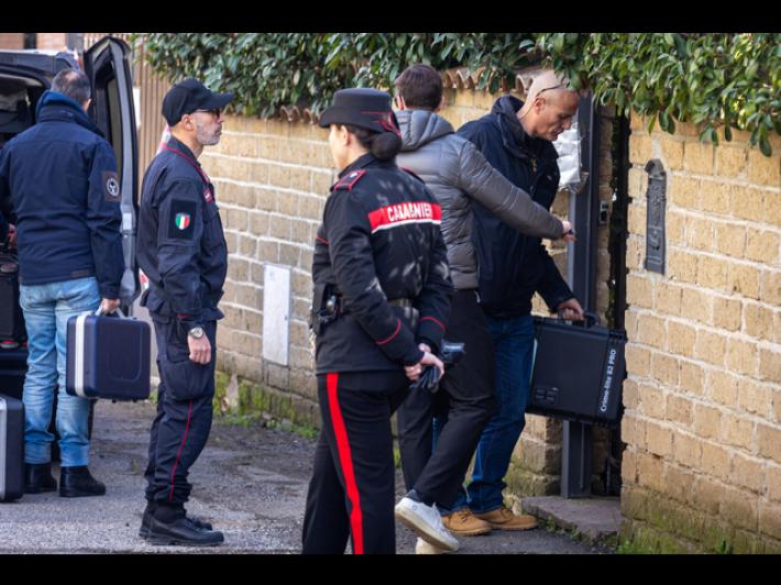 Donna uccisa ad Anguillara, il marito indagato non risponde ai pm