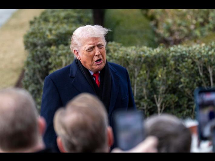 Trump, 'ottima telefonata con Rutte, a Davos incontro su Groenlandia'