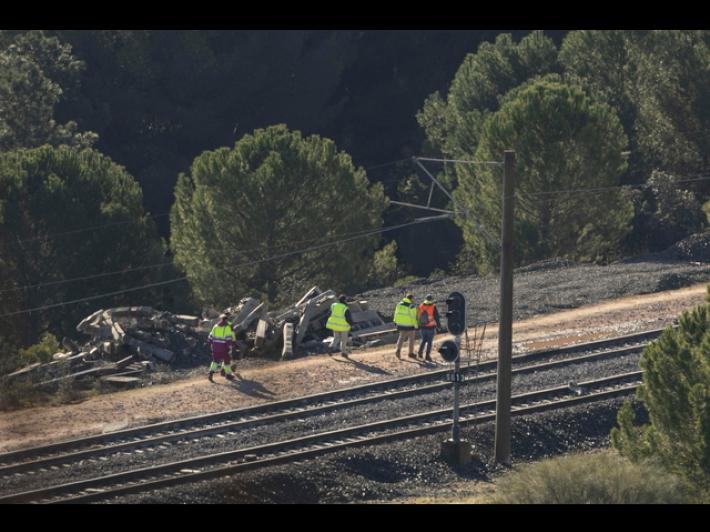 Ancora un deragliamento di un treno in Spagna, almeno 20 feriti
