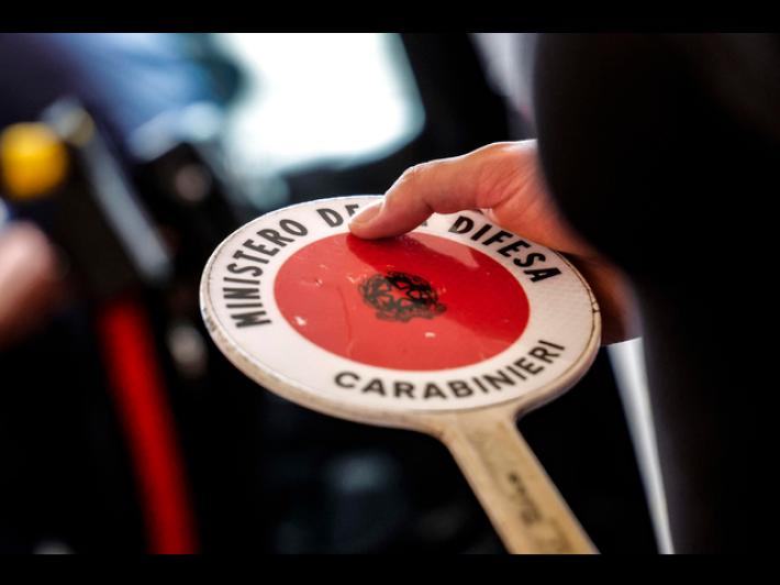 Vendono una casa all'insaputa del proprietario: arrestati due uomini, avevano gi&agrave; ottenuto 95mila euro e stavano per incassare il saldo