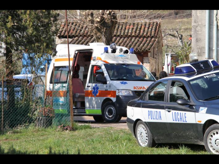 Bambine di 4 e 5 anni travolte su strisce pedonali, non sono gravi