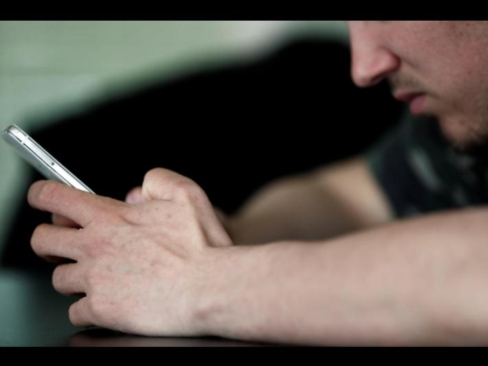 Sanchez, 'vieteremo in Spagna l'accesso ai social ai minori di 16 anni'