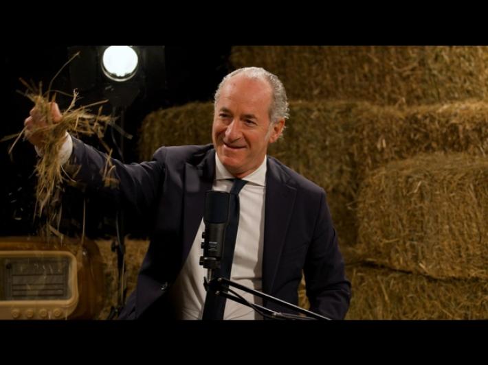 Luca Zaia si d&agrave; al videopodcast, in rete 'Il Fienile'