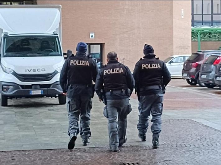 Scontri Torino, domiciliari per presunto aggressore agente