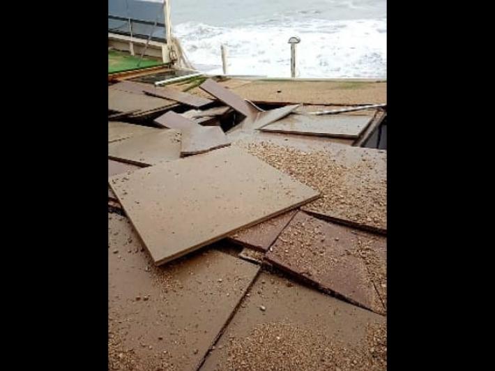 Mareggiate e fiume esondato, allagamenti e danni a Porto Recanati