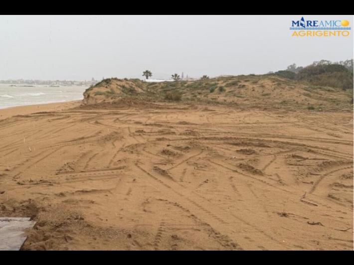 Associazione, duna sbancata abusivamente sulla spiaggia di Agrigento