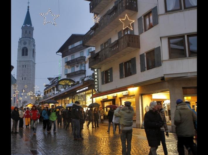 Residenza fittizia a Cortina: 30 "evasori" scoperti dalla Guardia Finanza, da recuperare 550mila euro di Imu