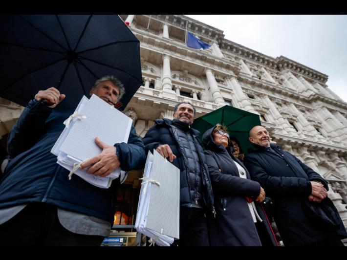 Fonti Cassazione, accolto il nuovo quesito per il referendum
