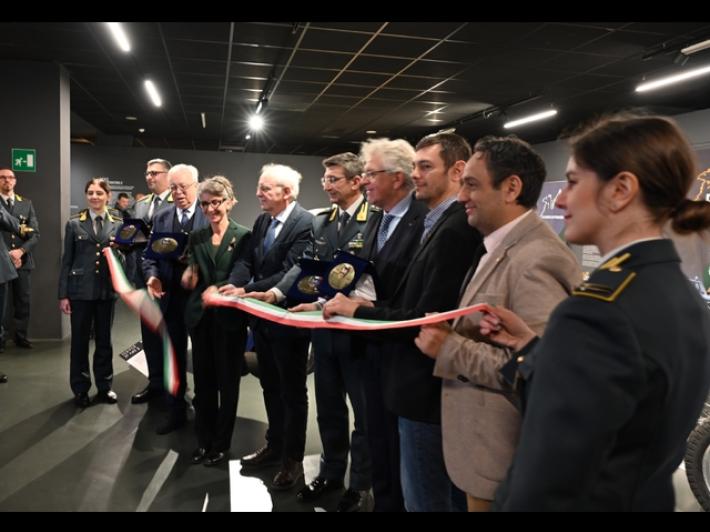 Al Mauto una mostra sui veicoli storici della guardia di finanza