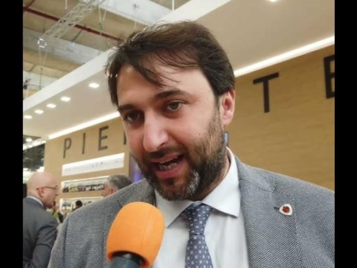 Lutto cittadino a Nizza Monferrato il giorno del funerale di Zoe