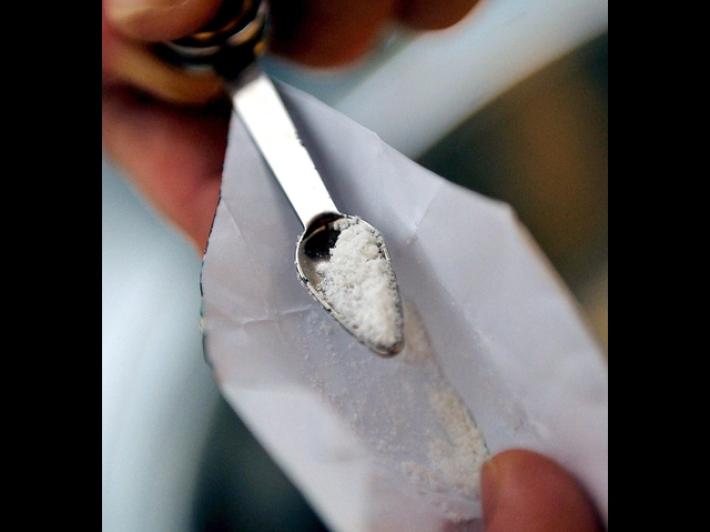 Sequestro di persona per importare 100 chili di cocaina: condanne dimezzate in appello per la banda a Genova