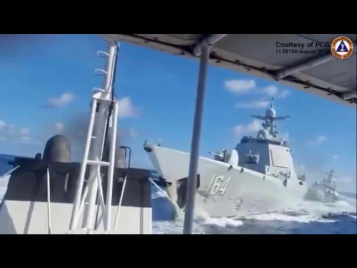 Pechino, condotti pattugliamenti militari nel mar cinese meridionale