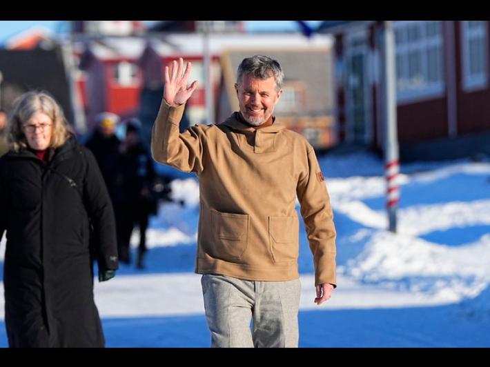 Il re di Danimarca in Groenlandia per dimostrare il sostegno