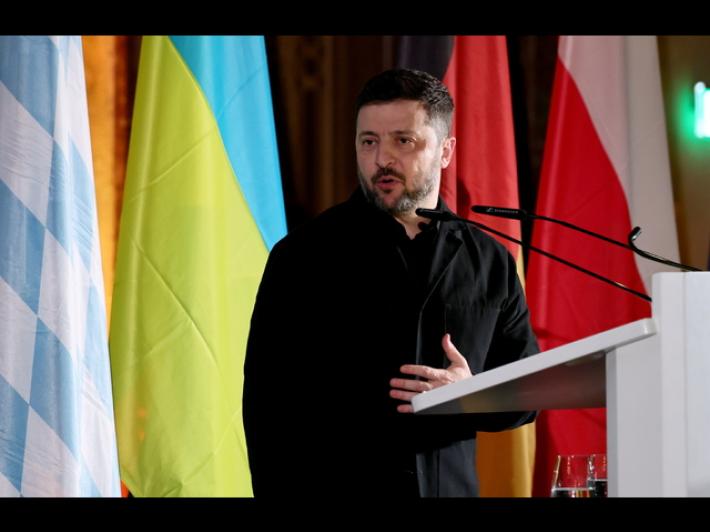 Zelensky, 'colloqui difficili, Mosca cerca di trascinare i negoziati'