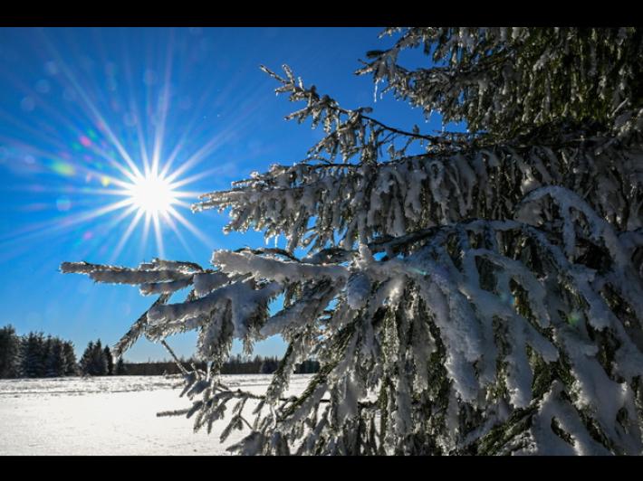 Oggi maltempo con neve e pioggia ma da domani arriva l'anticiclone delle Azzorre