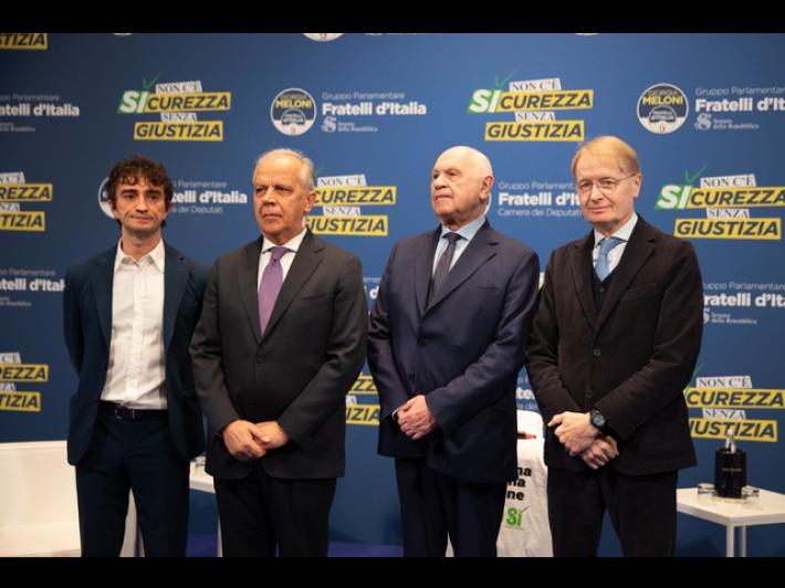 Nordio e Piantedosi a Bologna per il s&igrave; al referendum