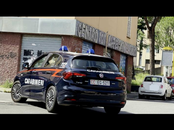 Uomo muore accoltellato in strada a Roma, 2 fermati