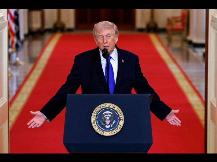 Trump, 'l'Iran vuole un accordo pi&ugrave; di quanto lo voglia io'