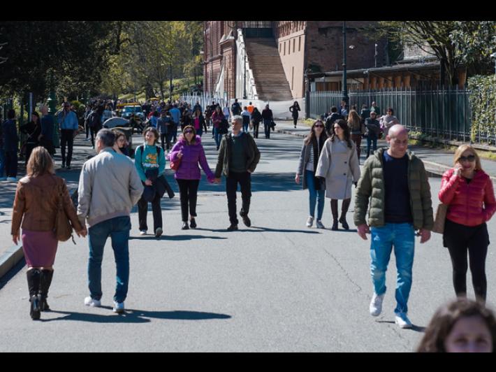 Clima mite ma ora c'&egrave; il rischio valanghe, nebbia e smog