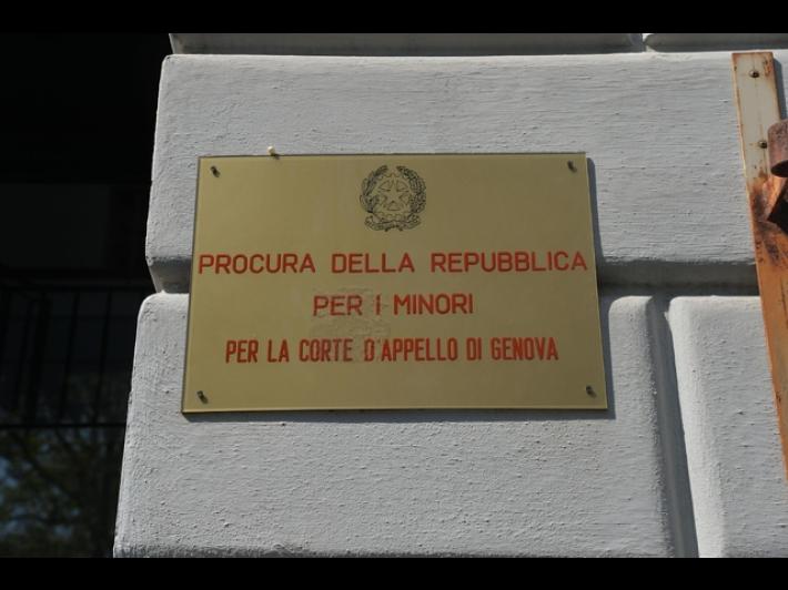 Bimba morta, le sorelline resteranno in una struttura protetta