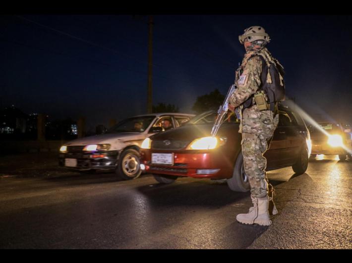 Afp, 'una forte esplosione ha scosso Kabul'