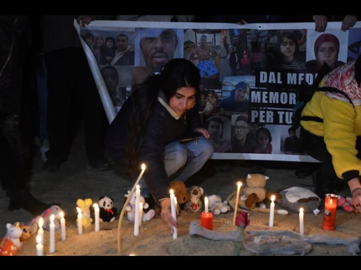 Familiari vittime di Cutro, 'fuggivano per sopravvivere e avere una chance di vita'