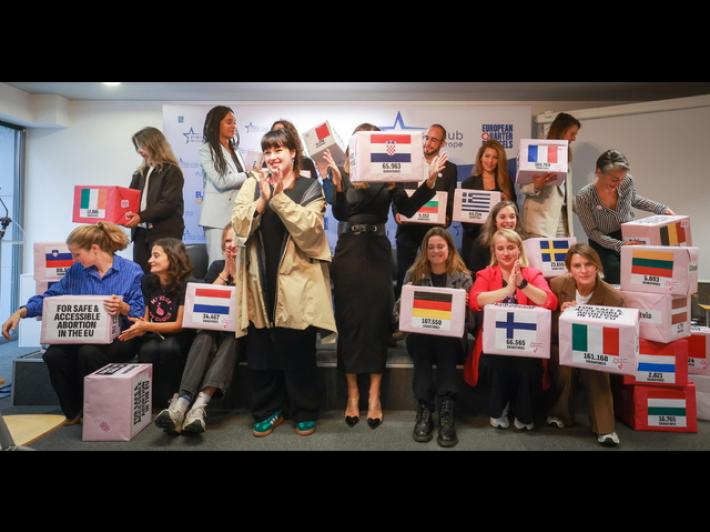 La Commissione Ue non dar&agrave; seguito all'iniziativa sull'aborto sicuro