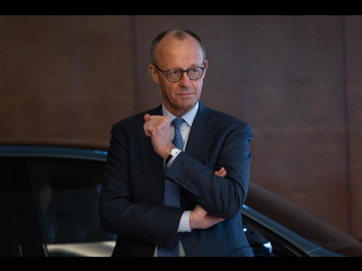 Berlino, Merz illustrer&agrave; a Trump la posizione Ue sui dazi