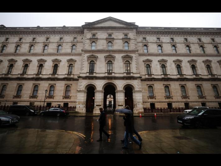 Governo Gb ritira 'temporaneamente i suoi diplomatici' dall'Iran