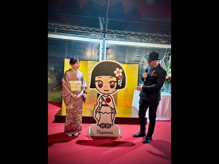 Giappone presenta Nipponina, mascotte per i 160 anni di rapporti con l'Italia