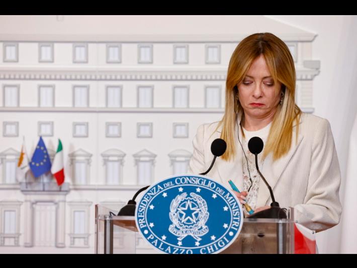 Meloni, l'IA va governata o si rischiano sempre pi&ugrave; lavoratori inutili