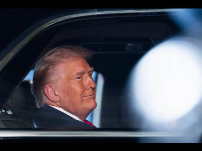 Trump, 'la leadership iraniana vuole parlare, ho accettato di farlo'