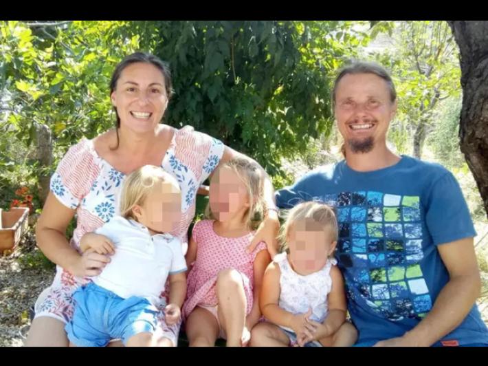 Famiglia nel bosco chiede di rimpatriare in Australia