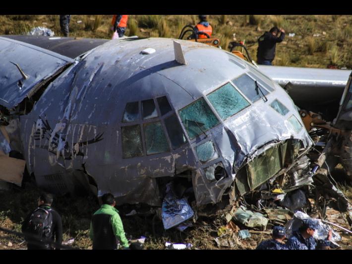 Caccia alle banconote rubate nello schianto dell'aereo in Bolivia