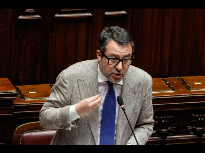 Salvini, scudo atomico allargato? Per me Macron conta zero'