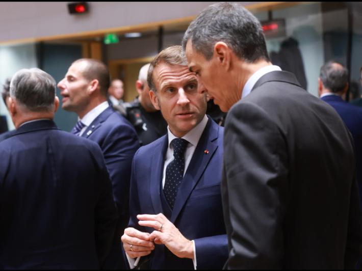 Macron telefona a Sanchez, solidariet&agrave; dopo critiche di Trump