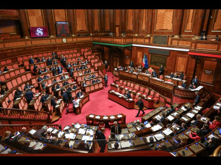 Ok al Ddl antisemitismo, 5S e Avs votano no, Pd si divide