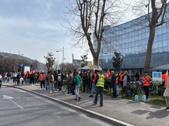 Iniziativa Remigrazione a Prato, 'occupata' piazza prevista per l'evento