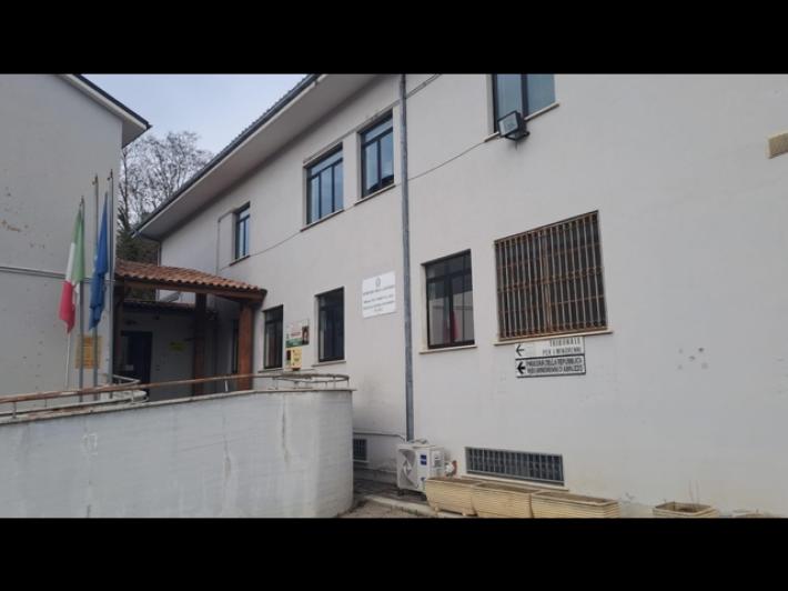 Il tribunale, 'Catherine non si fida, &egrave; ostile e squalificante'