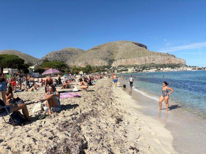 Comune Palermo, comincia preparazione stagione sul lungomare di Mondello