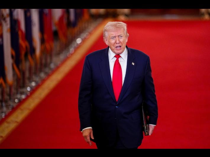 Trump, 'i colossi della difesa Usa quadruplicheranno la produzione'