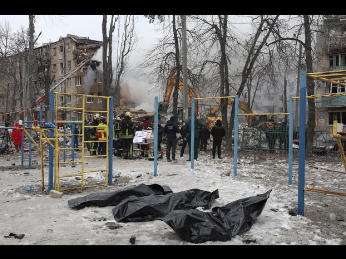 Kiev, 'sono 10 le vittime del raid russo a Kharkiv'