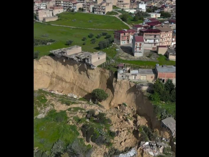 Frana di Niscemi, tornato a volare il drone che monitora il fronte