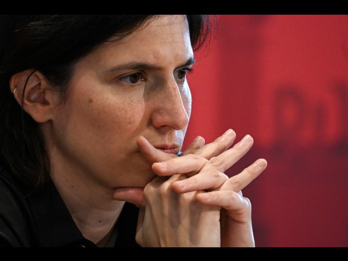 Schlein al governo, 'extragettito Iva per abbassare accise benzina'