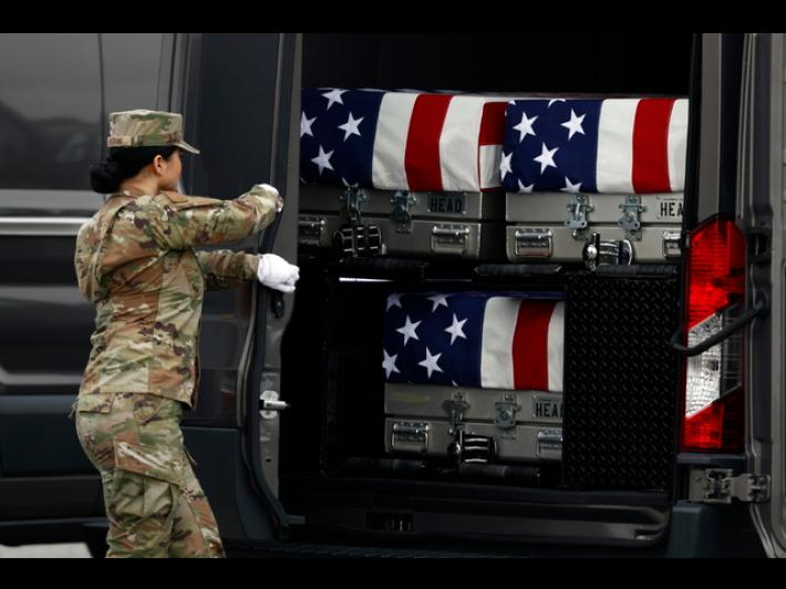 Sale a 7 il bilancio degli americani morti nella guerra in Iran