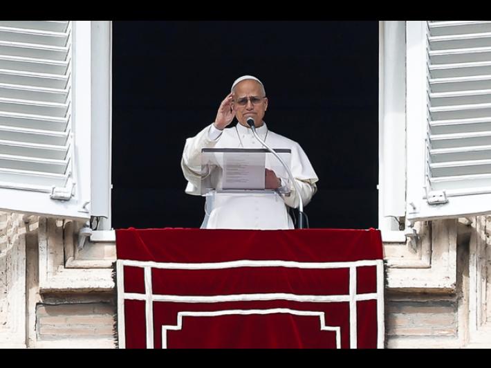 Il Papa, 'costernato per notizie da Medio Oriente, tacciano le armi'