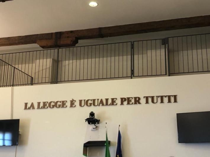 Negate le riprese di 'Le Iene' ad un processo, 'non &egrave; solo giornalismo'